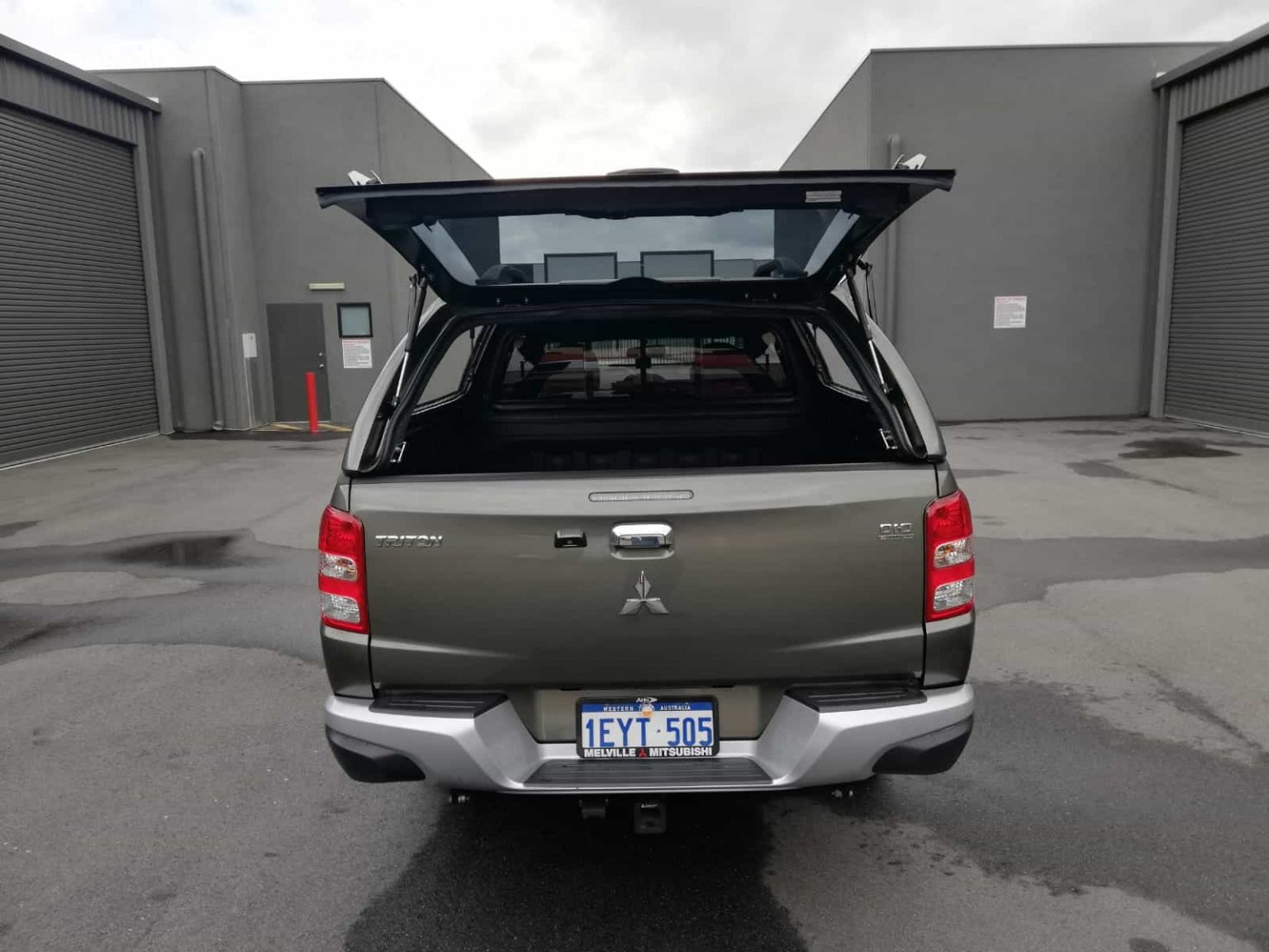 Mitsubishi Triton Canopy Delux 4×4 Sport Canopy Triton Fibreglass